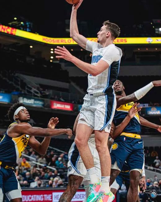 现足以令人 现足以令人