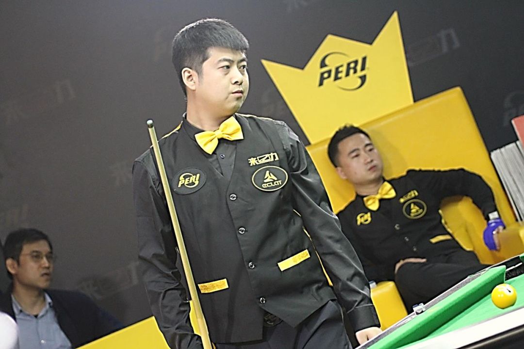 轉會市場的 轉會市場的